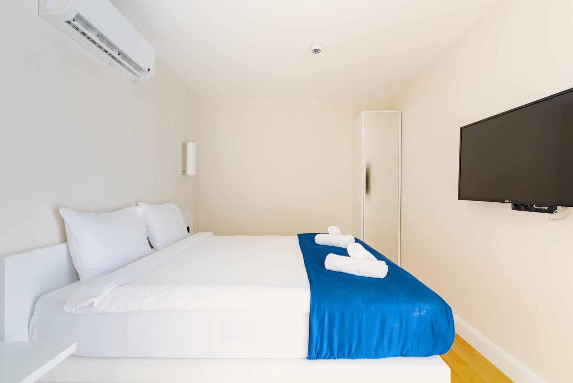 Luxury Beach Front Hotel Батуми Екстериор снимка